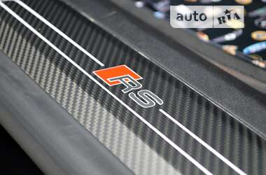 Купе Audi RS e-tron GT 2021 в 