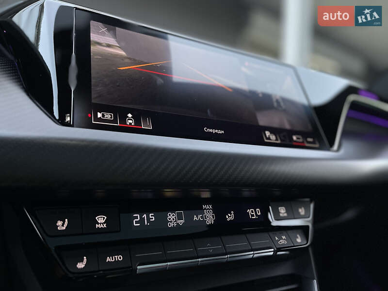 Купе Audi RS e-tron GT 2021 в Одесі