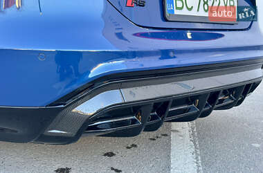 Купе Audi RS e-tron GT 2021 в 