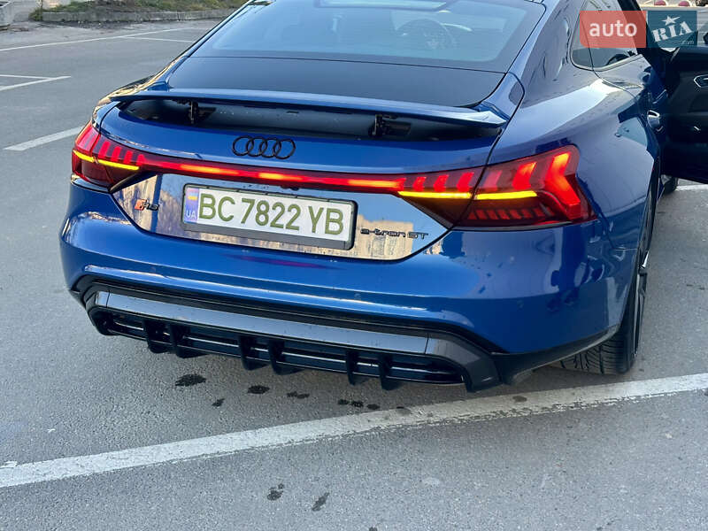Купе Audi RS e-tron GT 2021 в Львові