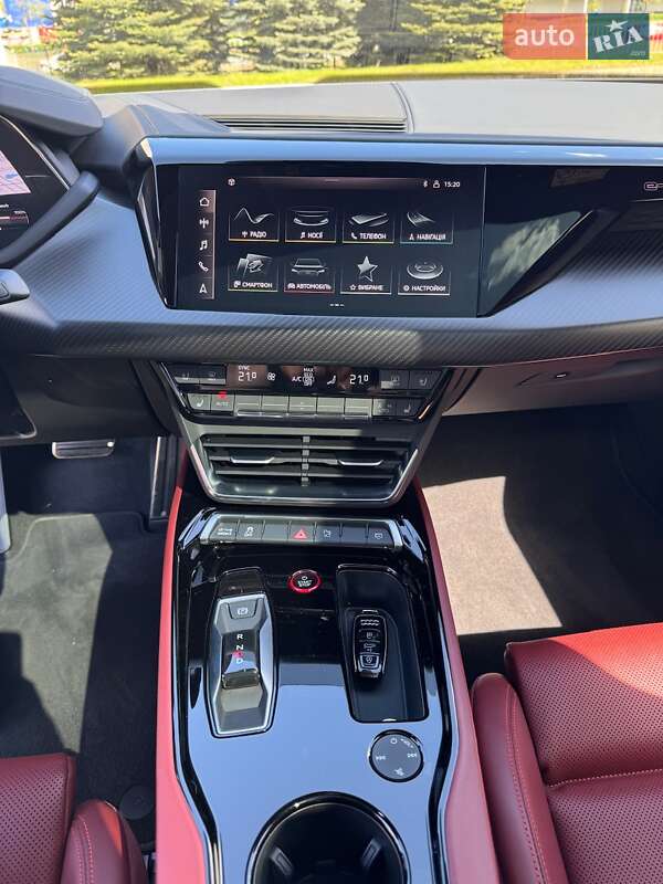 Купе Audi RS e-tron GT 2023 в Києві