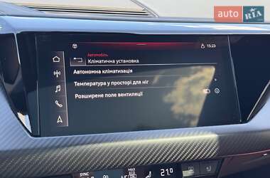 Купе Audi RS e-tron GT 2023 в 