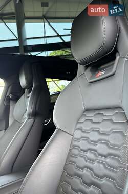 Купе Audi RS e-tron GT 2023 в 