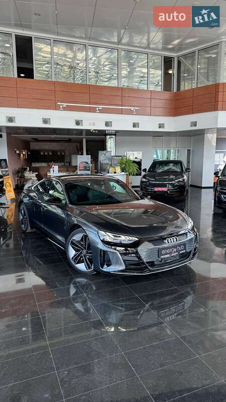 Купе Audi RS e-tron GT 2023 в Днепре