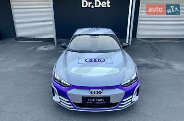 Купе Audi RS e-tron GT 2024 в 