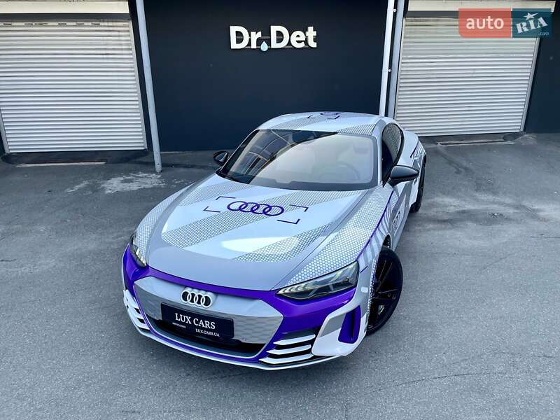 Купе Audi RS e-tron GT 2024 в Києві