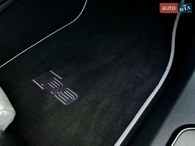 Купе Audi RS e-tron GT 2024 в Києві