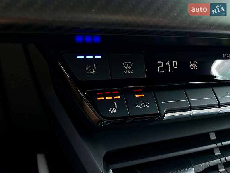 Купе Audi RS e-tron GT 2024 в Києві