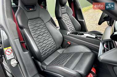 Купе Audi RS e-tron GT 2021 в 