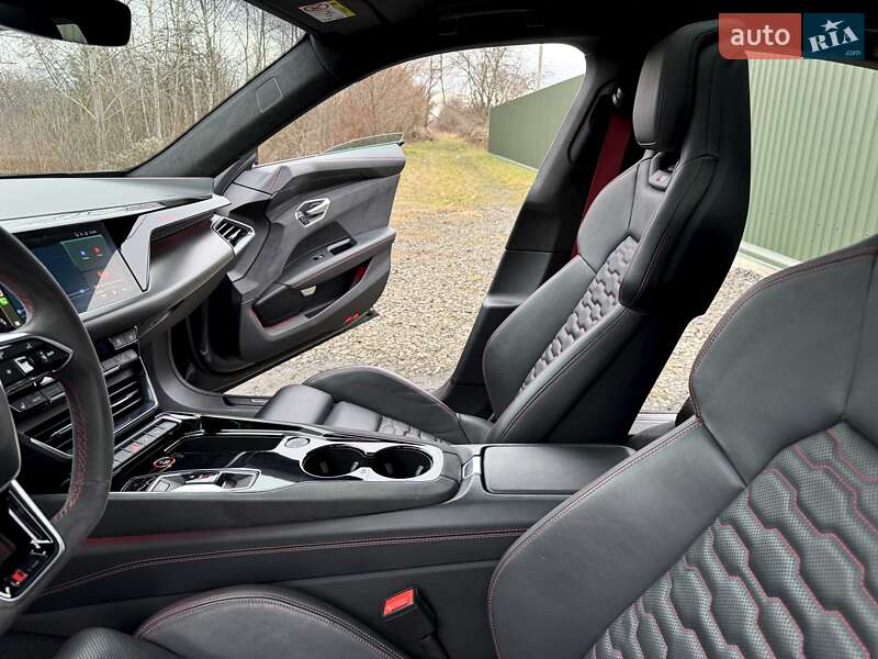 Купе Audi RS e-tron GT 2021 в Києві