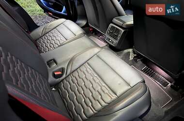 Купе Audi RS e-tron GT 2021 в 