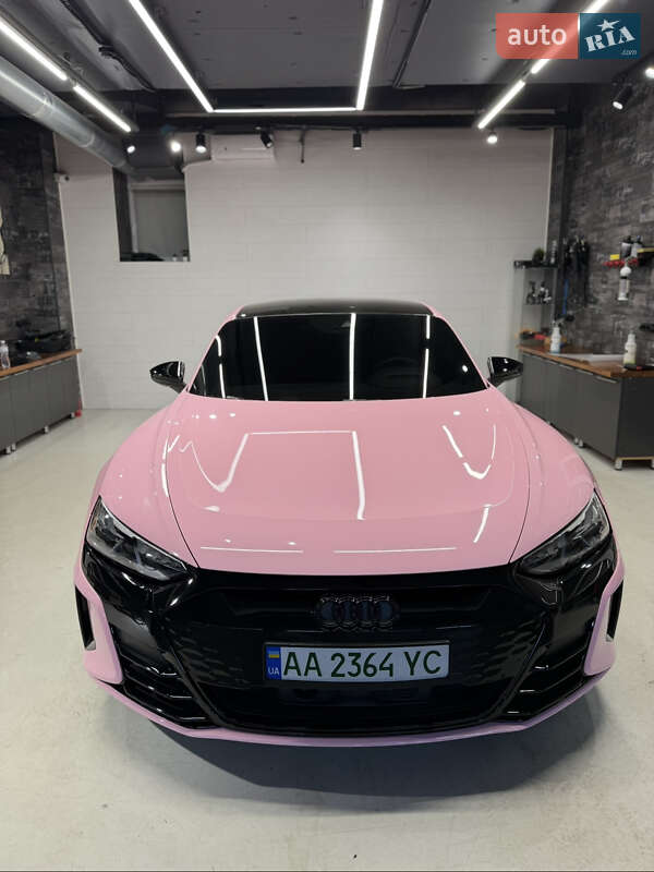Купе Audi RS e-tron GT 2022 в Києві