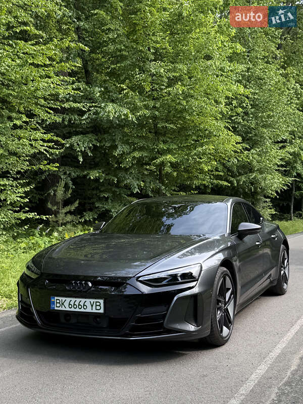 Купе Audi RS e-tron GT 2021 в Луцьку
