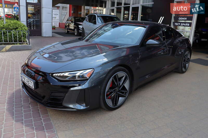 Купе Audi RS e-tron GT 2022 в Львове