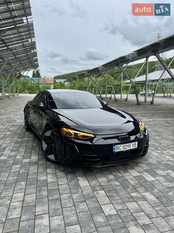Купе Audi RS e-tron GT 2021 в Львові
