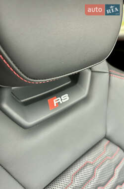 Купе Audi RS e-tron GT 2021 в 