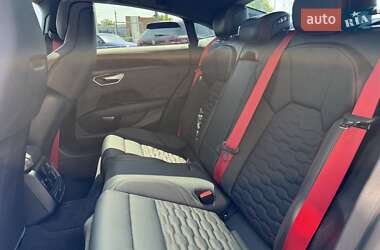 Купе Audi RS e-tron GT 2022 в 