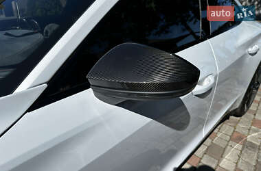 Купе Audi RS e-tron GT 2021 в 