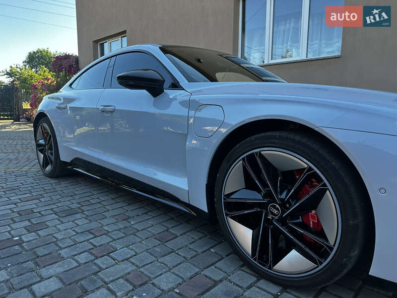 Купе Audi RS e-tron GT 2021 в Стрые