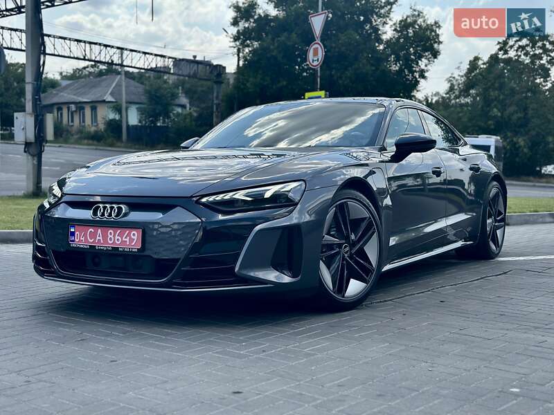Купе Audi RS e-tron GT 2023 в Дніпрі