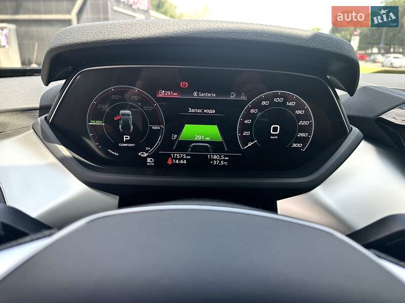Купе Audi RS e-tron GT 2023 в Дніпрі