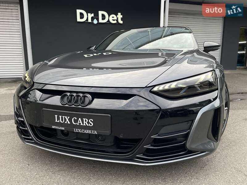 Купе Audi RS e-tron GT 2022 в Києві