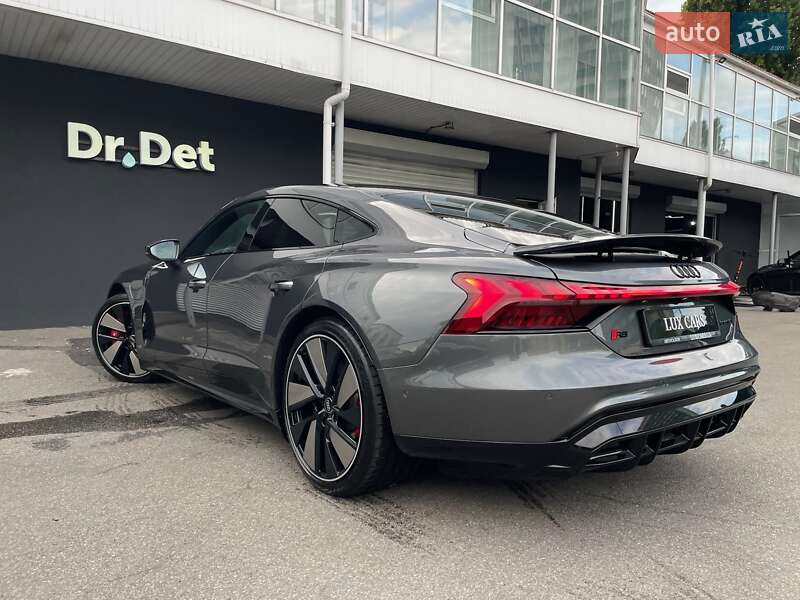 Купе Audi RS e-tron GT 2022 в Києві