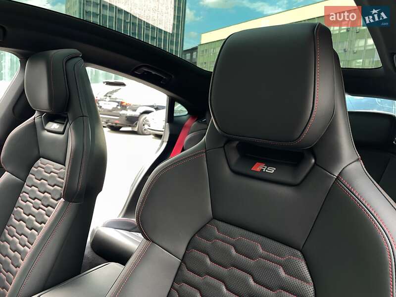Купе Audi RS e-tron GT 2022 в Києві