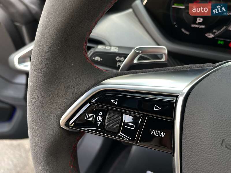 Купе Audi RS e-tron GT 2022 в Києві