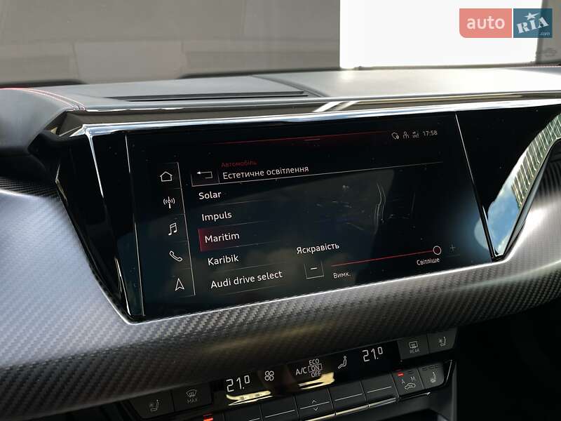 Купе Audi RS e-tron GT 2022 в Києві