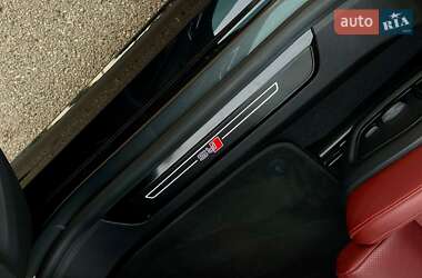 Купе Audi RS e-tron GT 2022 в 