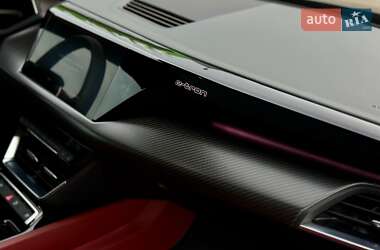 Купе Audi RS e-tron GT 2022 в 