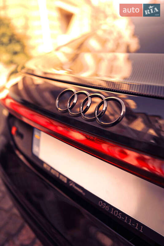 Купе Audi RS e-tron GT 2021 в Киеве