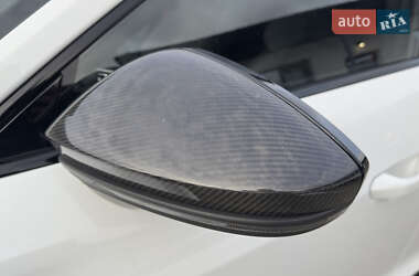 Купе Audi RS e-tron GT 2021 в 