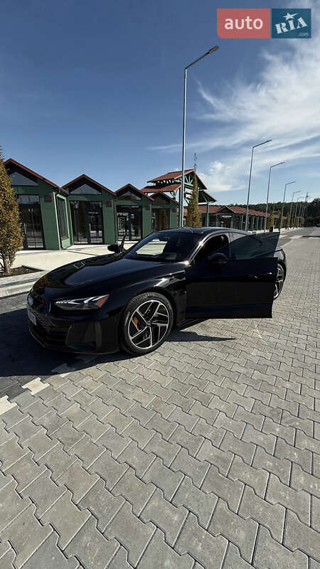 Купе Audi RS e-tron GT 2024 в Києві фото 15 Купе Audi RS e-tron GT 2024 в Києві