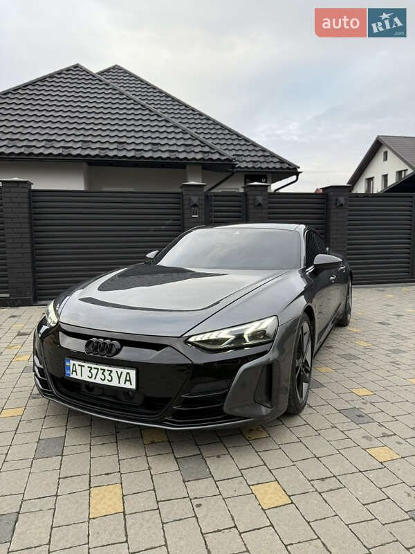 Купе Audi RS e-tron GT 2021 в Коломиї