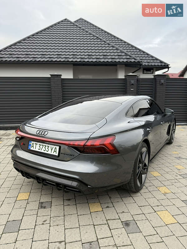 Купе Audi RS e-tron GT 2021 в Коломиї
