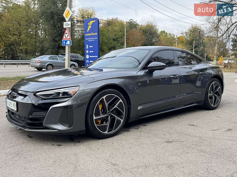 Купе Audi RS e-tron GT 2024 в Дніпрі