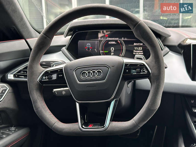 Купе Audi RS e-tron GT 2023 в Киеве
