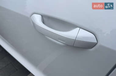 Купе Audi RS e-tron GT 2021 в 