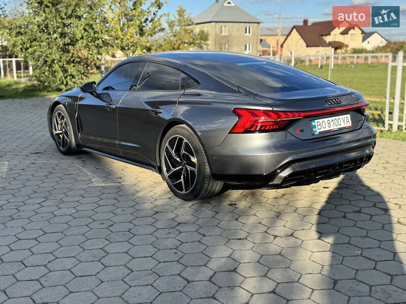 Купе Audi RS e-tron GT 2024 в Тернополе