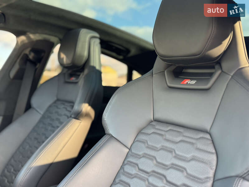 Купе Audi RS e-tron GT 2024 в Тернополе