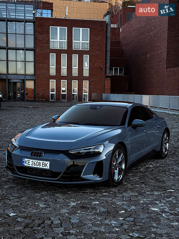 Купе Audi RS e-tron GT 2021 в Дніпрі