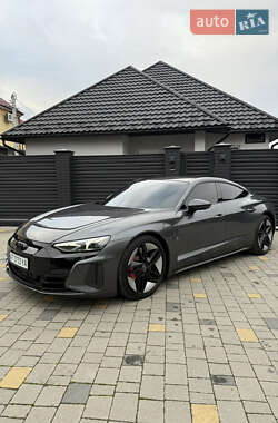 Купе Audi RS e-tron GT 2021 в Коломые