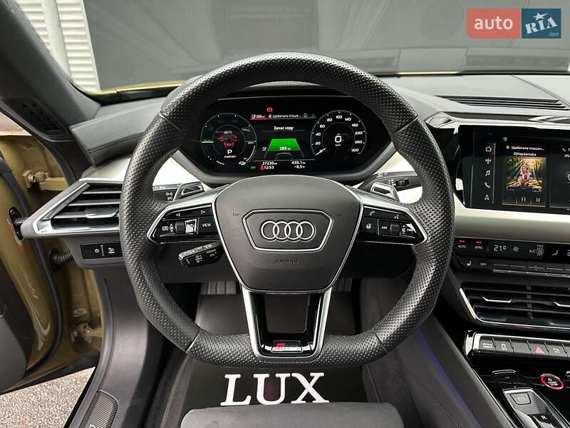 Купе Audi RS e-tron GT 2021 в Киеве фото 49 Купе Audi RS e-tron GT 2021 в Киеве