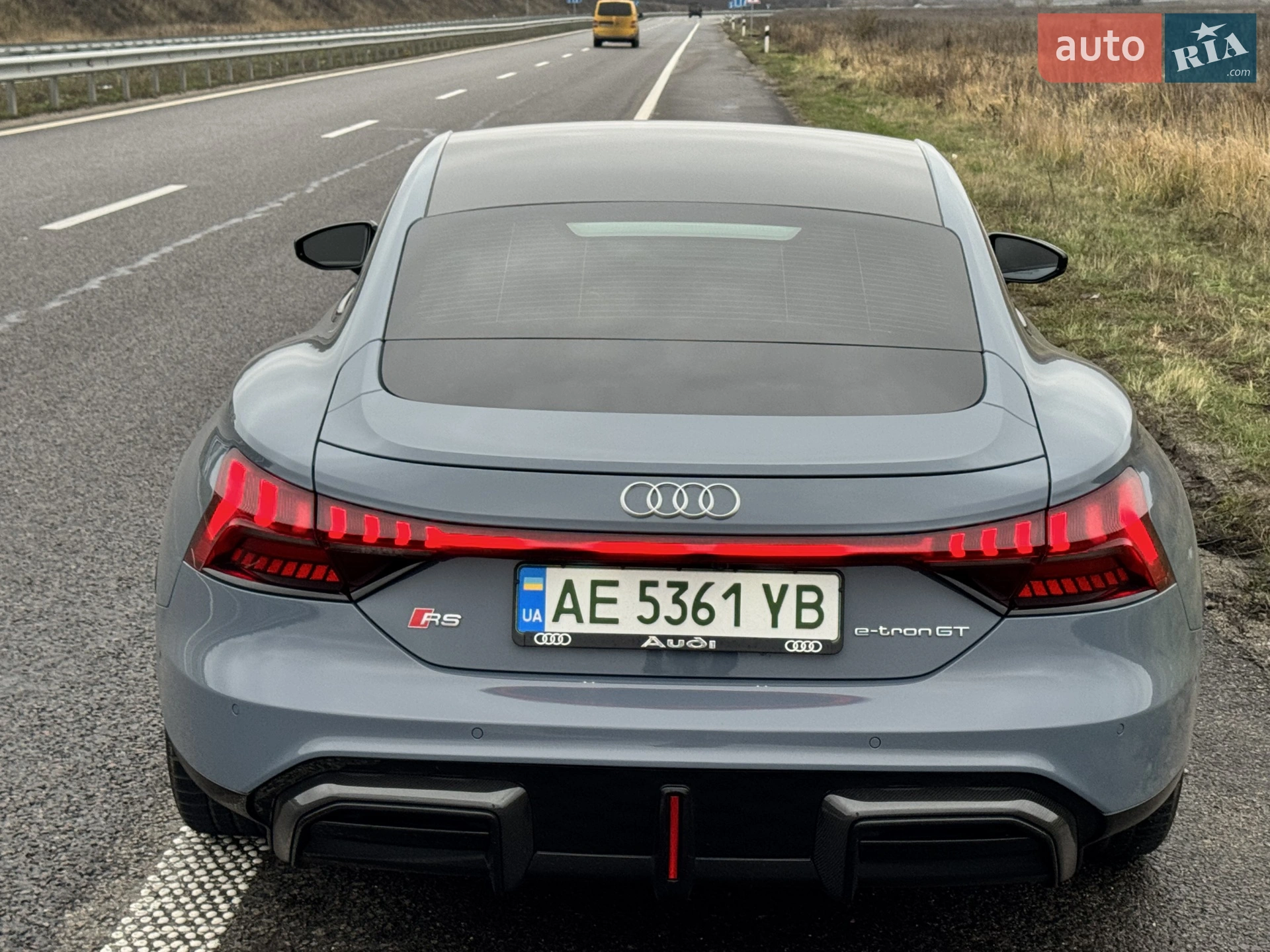 2024 Audi RS e-tron GT - мініатюра 18