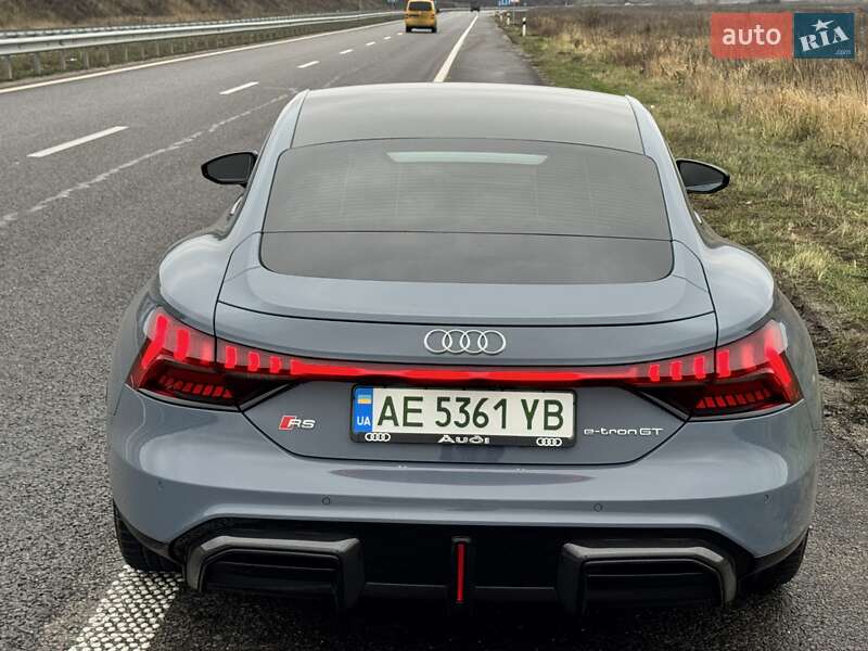 Купе Audi RS e-tron GT 2024 в Дніпрі