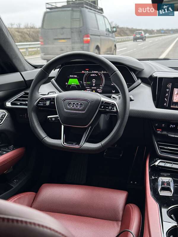 Купе Audi RS e-tron GT 2024 в Дніпрі