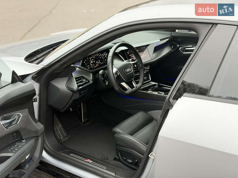 Купе Audi RS e-tron GT 2022 в Києві