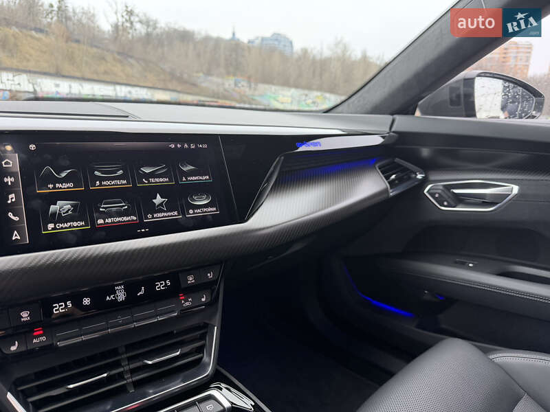 Купе Audi RS e-tron GT 2022 в Києві